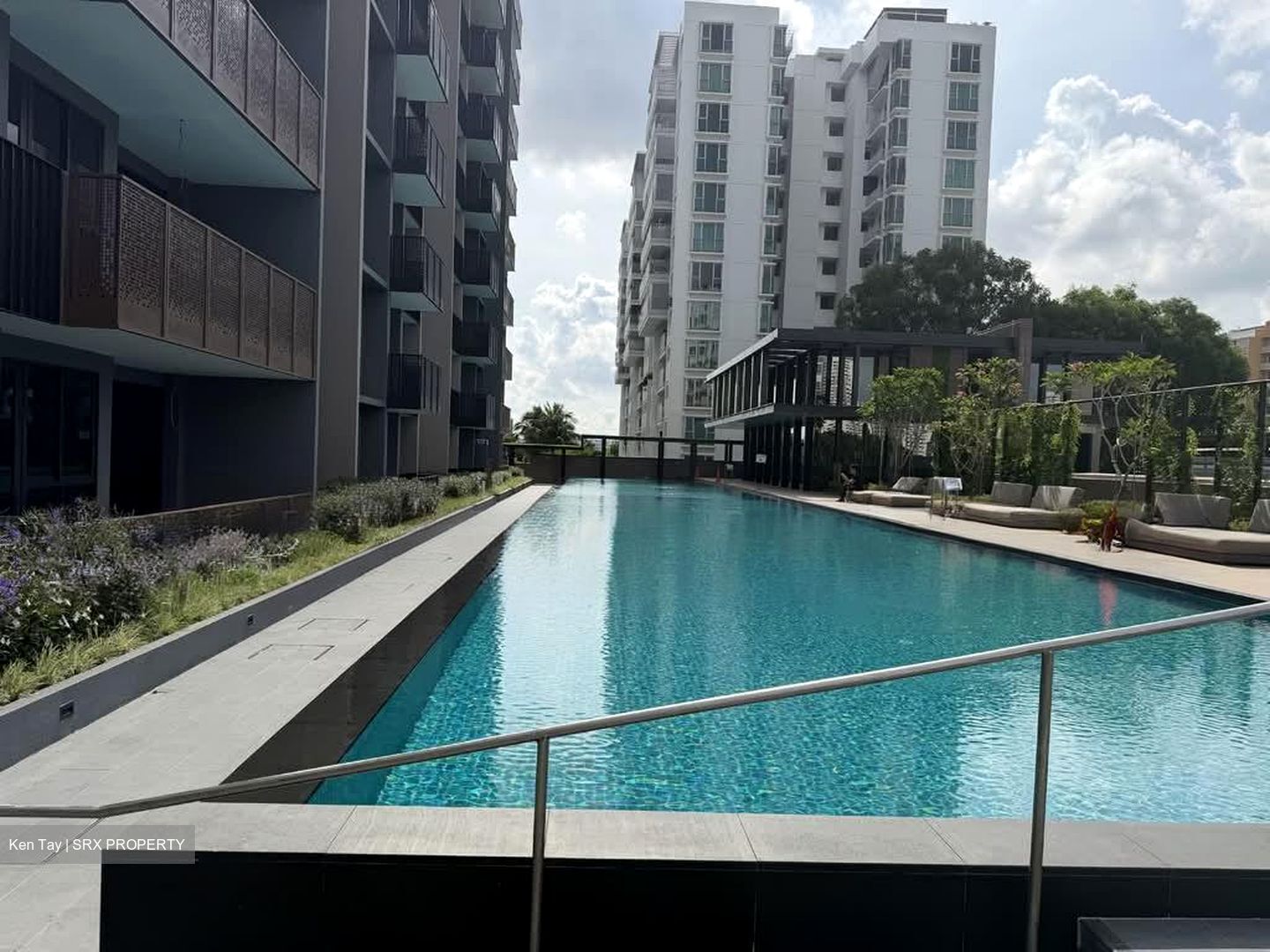 Tanah Merah Kechil Link (D16), Condominium #556067071